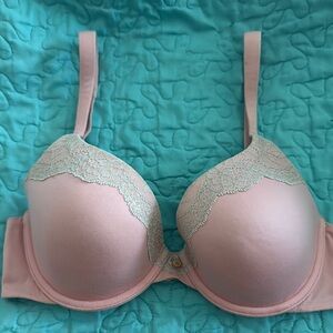 Elegant Pink Lace Bra